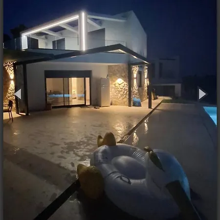 Sani Petra Retreat - Luxury In Sani With Private Pool And Large Garden Villa Sani (Chalkidiki)