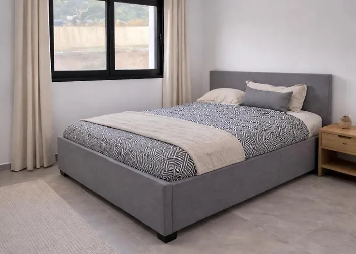 Sani Petra Retreat - Luxury In Sani With Private Pool And Large Garden *